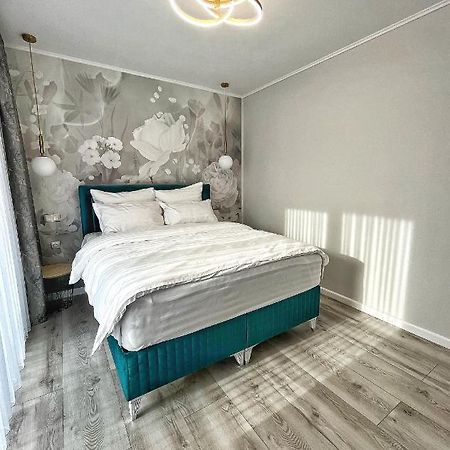 Glam Studios Сибиу Экстерьер фото