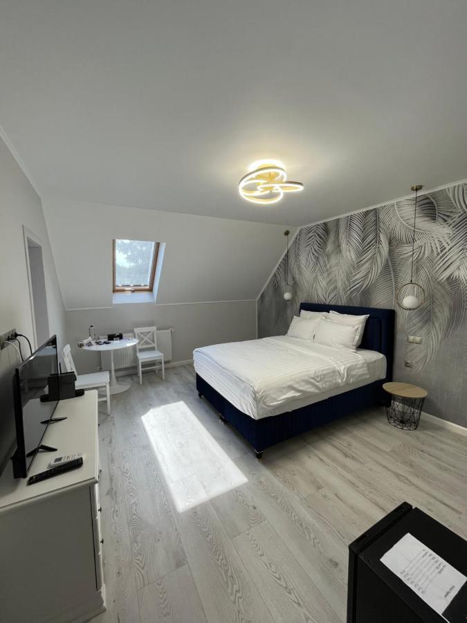 Glam Studios Сибиу Экстерьер фото